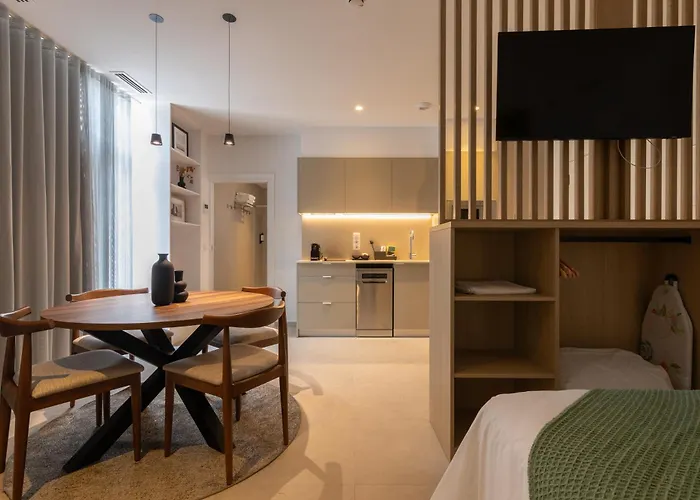 Aparthotel Dorm4you Arena Valencia