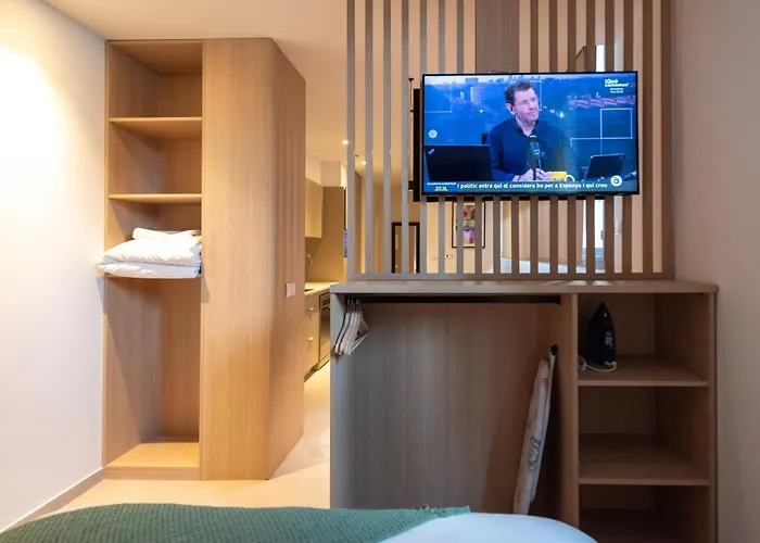 Dorm4you Arena Aparthotel