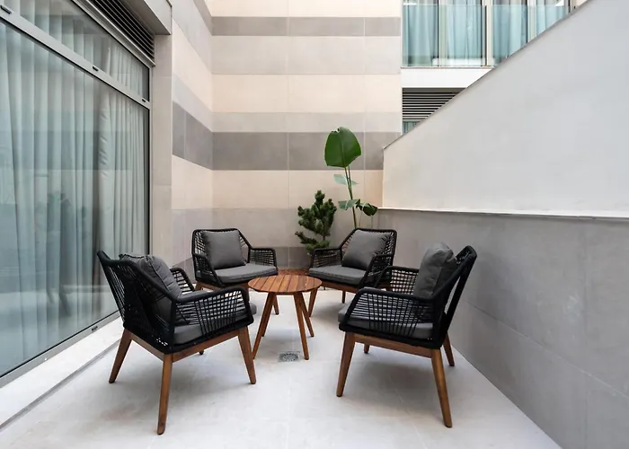 Aparthotel Dorm4you Arena Valencia