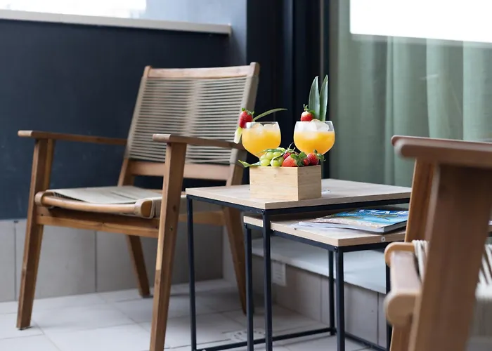 Dorm4you Arena Aparthotel Valencia