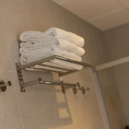 Dorm4you Arena 3* Валенсия