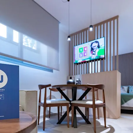 Dorm4you Arena Apartmanhotel Valencia
