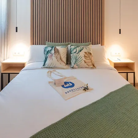 Dorm4you Arena Apartmanhotel Valencia