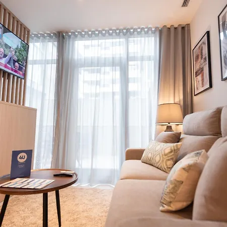 Apartahotel Dorm4you Arena *